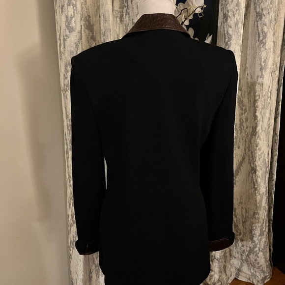 St John Collection by Marie Gray knit coat - Picture 3 of 11